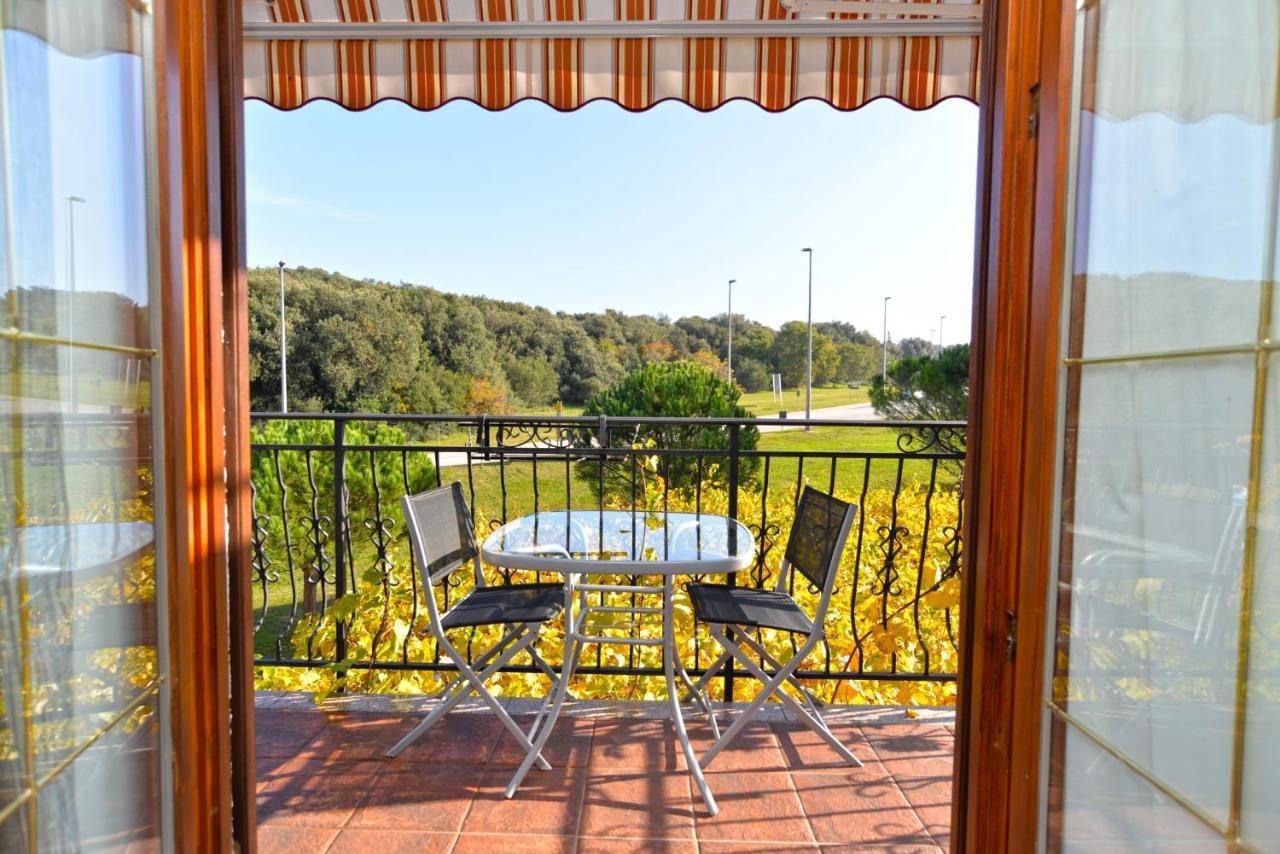 Apartments Elvis 1299 Vrsar Εξωτερικό φωτογραφία